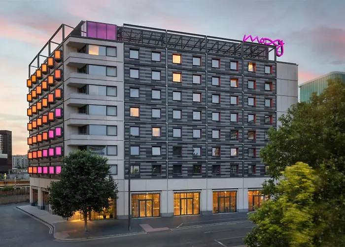 Moxy London StratfordAirport Hotel