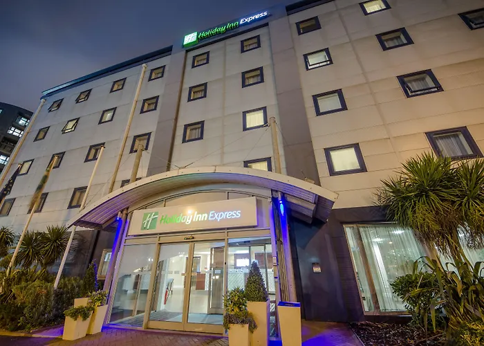 Holiday Inn Express Royal Docks By Ihg Londra